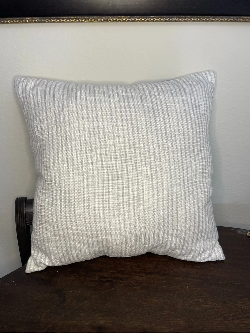 Sonoma Accent Pillow White Blue Floral Striped 18”x18” Square Throw Traditional